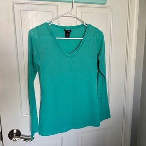 Long sleeve V neck